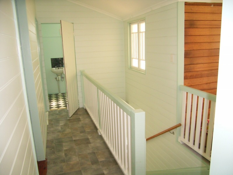 8 Gillespie Street, Wandal QLD 4700