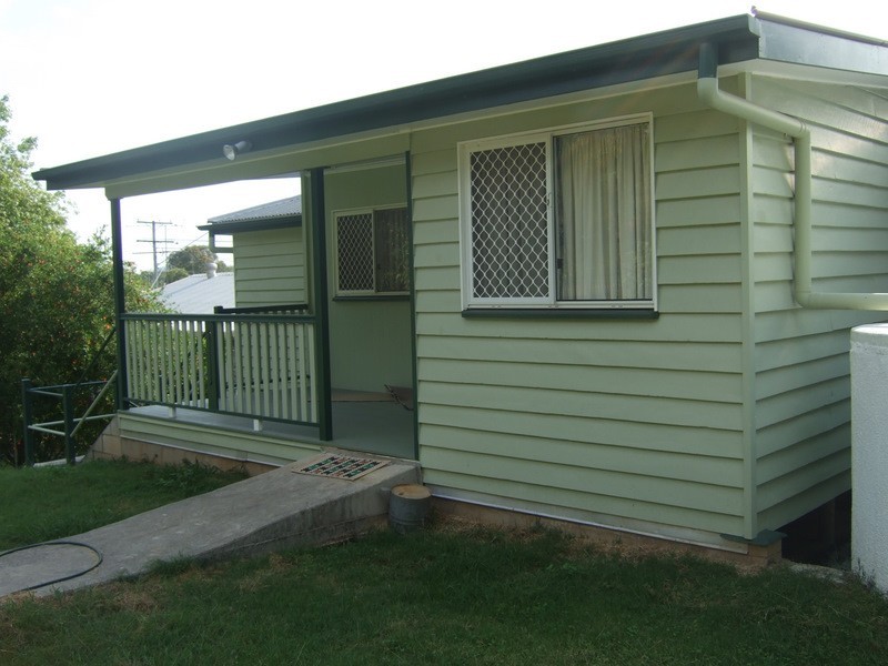 21 James Street, Mount Morgan QLD 4714