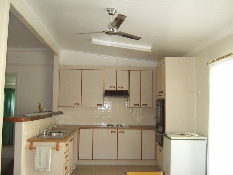21 James Street, Mount Morgan QLD 4714