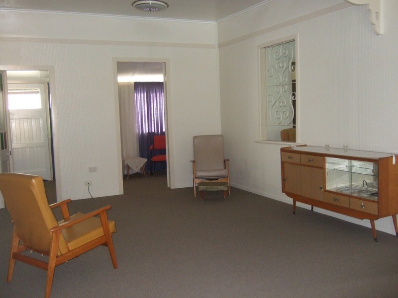 21 James Street, Mount Morgan QLD 4714