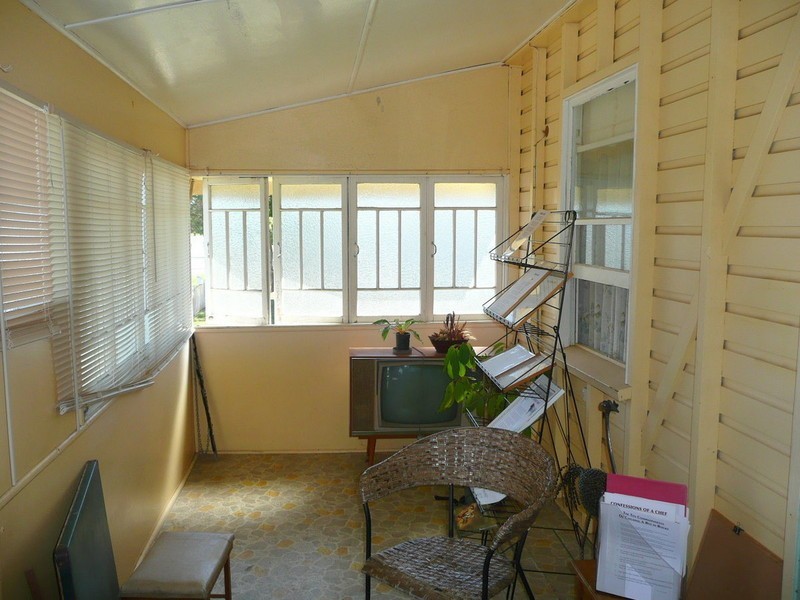 365 East Street, Depot Hill QLD 4700