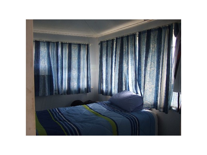 23 East Street Extended, Mount Morgan QLD 4714