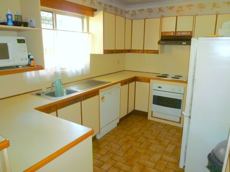5 Savage Street, Wandal QLD 4700