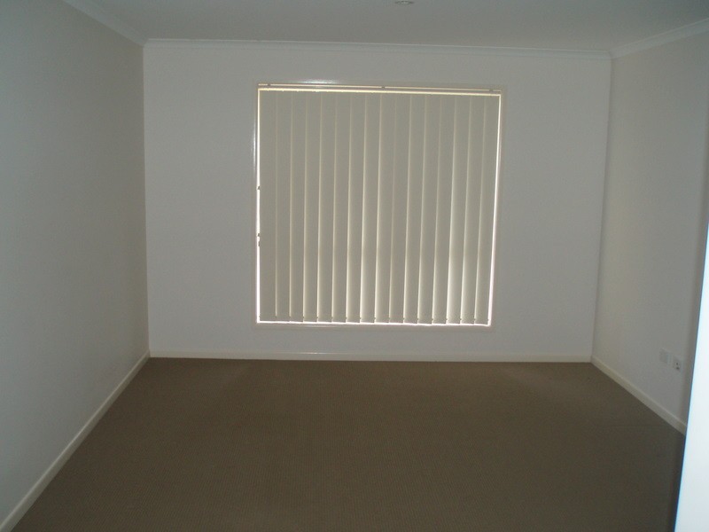 4 Doongarra Crescent, Gracemere QLD 4702