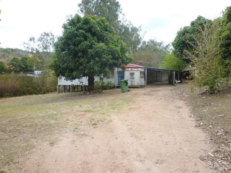 10 Clarence Street, Mount Morgan QLD 4714
