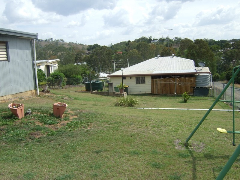 2 Henry Street, Mount Morgan QLD 4714