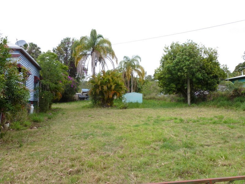 84 Dee Street, Mount Morgan QLD 4714