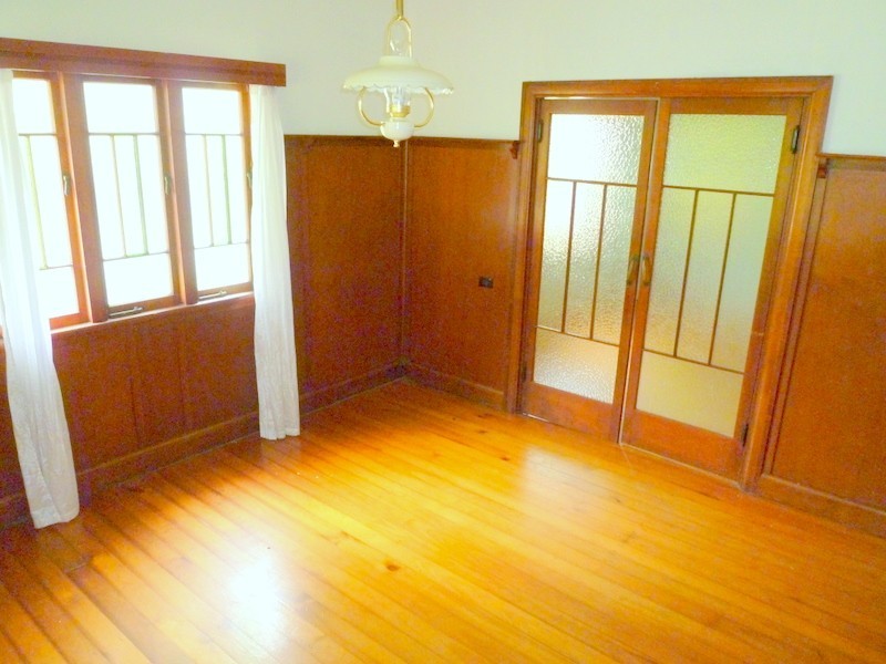 96  Livingstone Street, Berserker QLD 4701