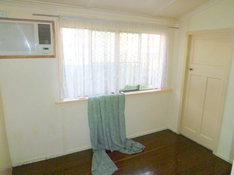 96  Livingstone Street, Berserker QLD 4701