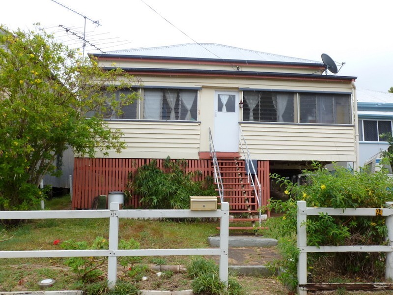 94 East Street, Mount Morgan QLD 4714