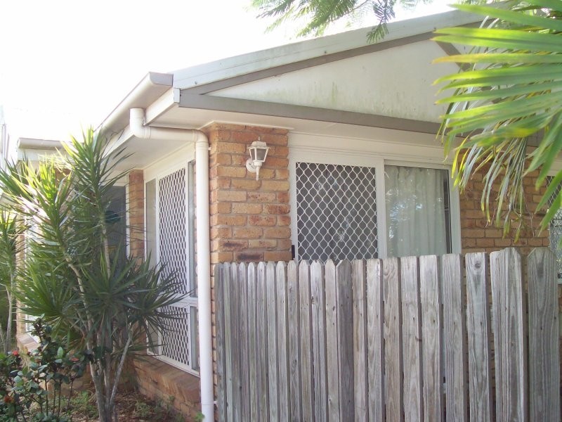 2/158 Stanley, Rockhampton QLD 4700