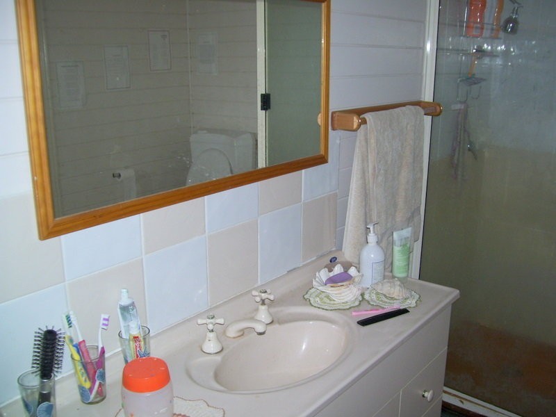 17 Queen Street, Mount Morgan QLD 4714