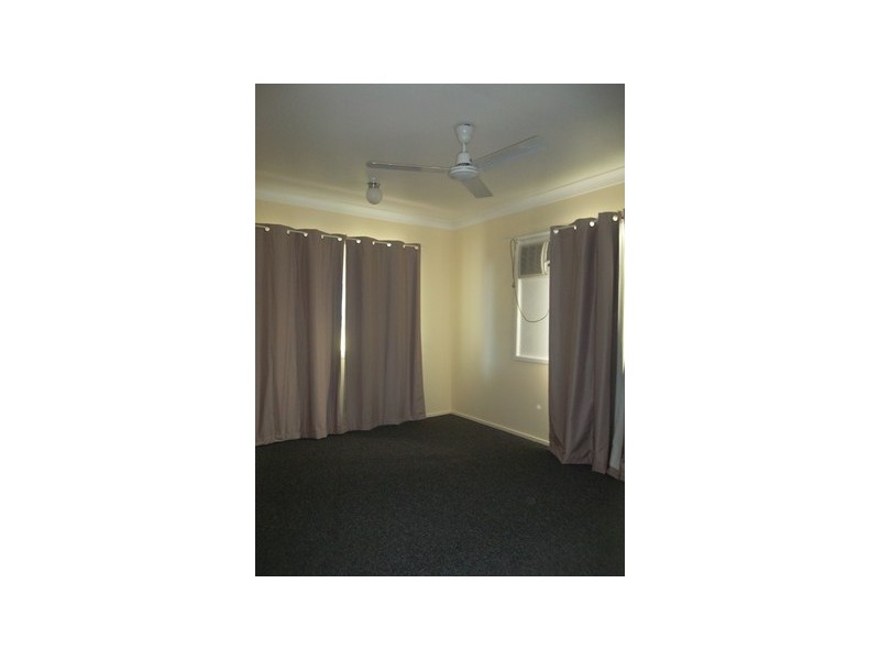 13 Buckle Street, Park Avenue QLD 4701