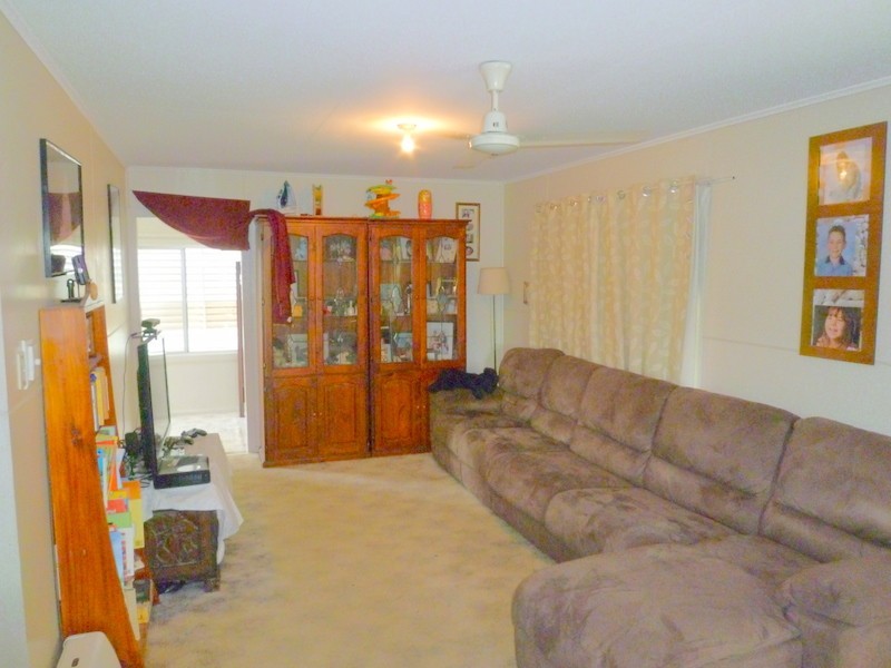 124 Alexandra Street, Kawana QLD 4701