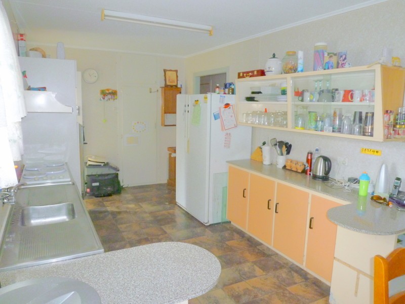 124 Alexandra Street, Kawana QLD 4701