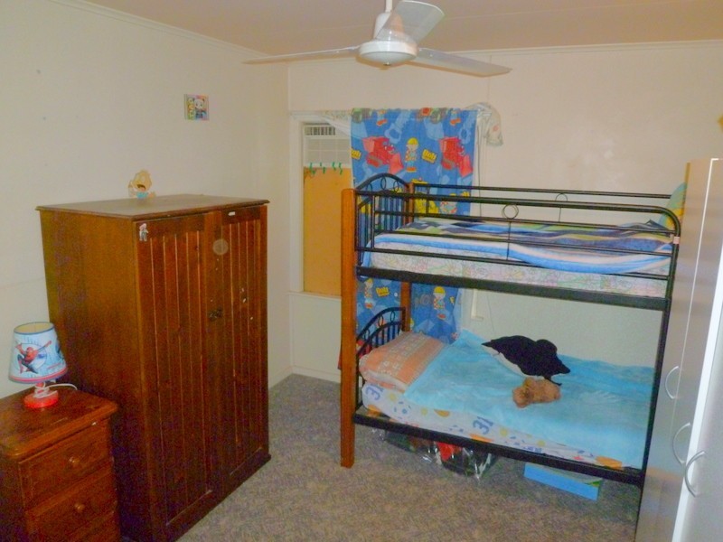 124 Alexandra Street, Kawana QLD 4701