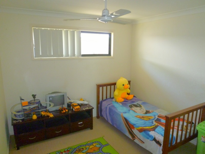 24 Riley Drive, Gracemere QLD 4702