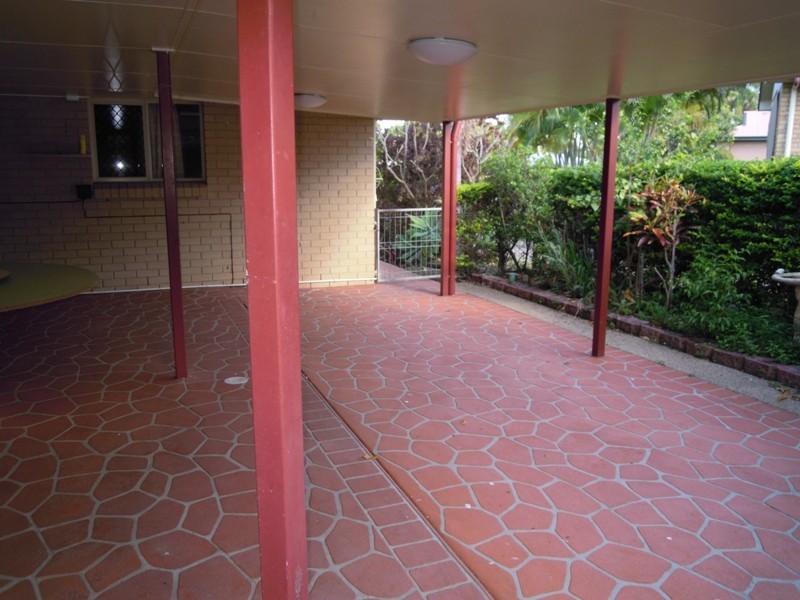 3 Van Haeren Street, Kawana QLD 4701