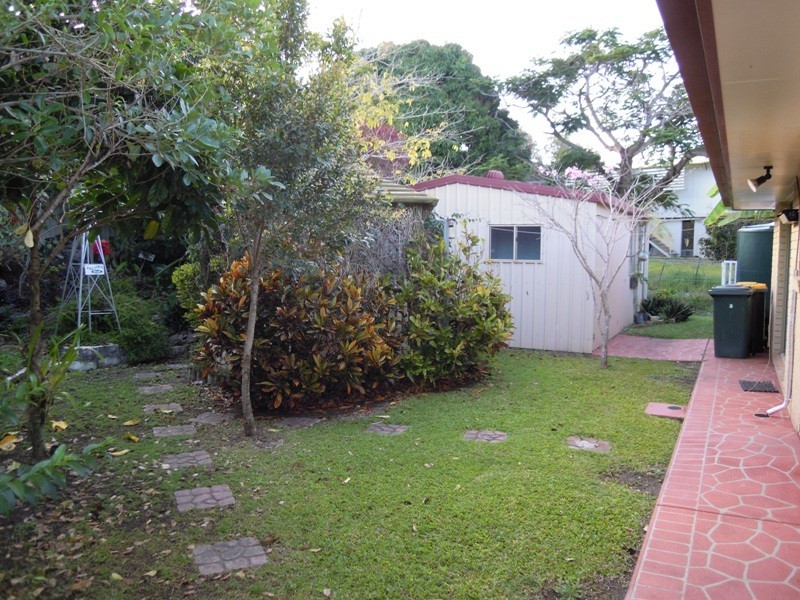 3 Van Haeren Street, Kawana QLD 4701