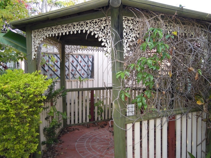 3 Van Haeren Street, Kawana QLD 4701