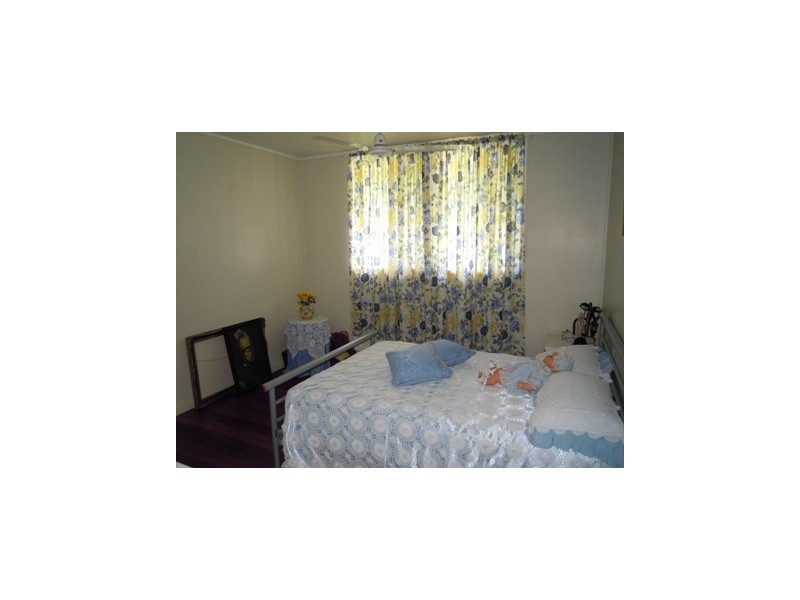 6 Staunton Street, Mount Morgan QLD 4714