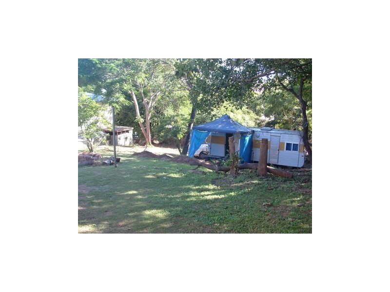 12 East Street Ext, Mount Morgan QLD 4714