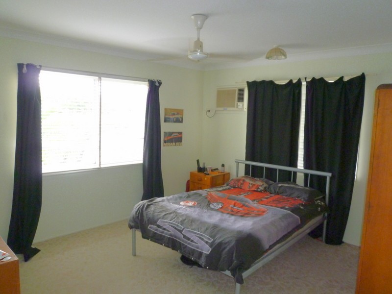 8 SKYRING STREET, Wandal QLD 4700
