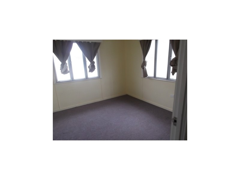 73 Charles Street, Berserker QLD 4701