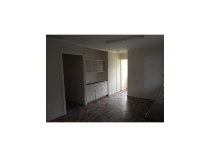 73 Charles Street, Berserker QLD 4701