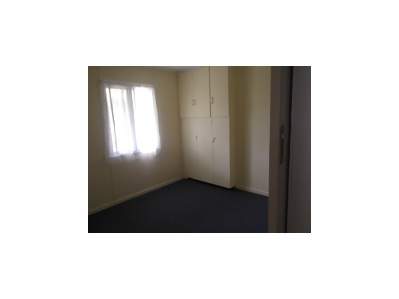 73 Charles Street, Berserker QLD 4701