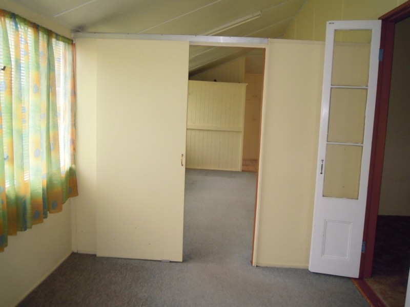 72 Charles Street, Berserker QLD 4701