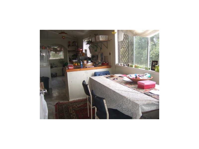 76 Hall Street, Mount Morgan QLD 4714