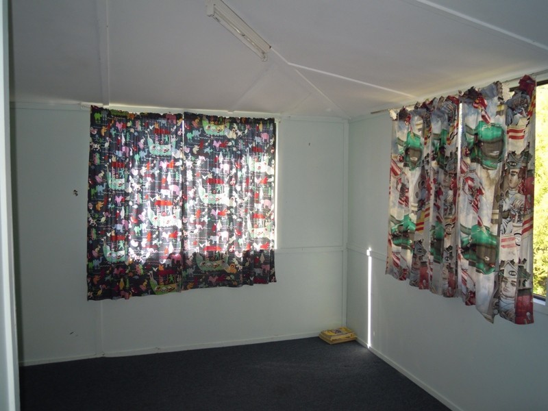 300 Kent Street, Depot Hill QLD 4700