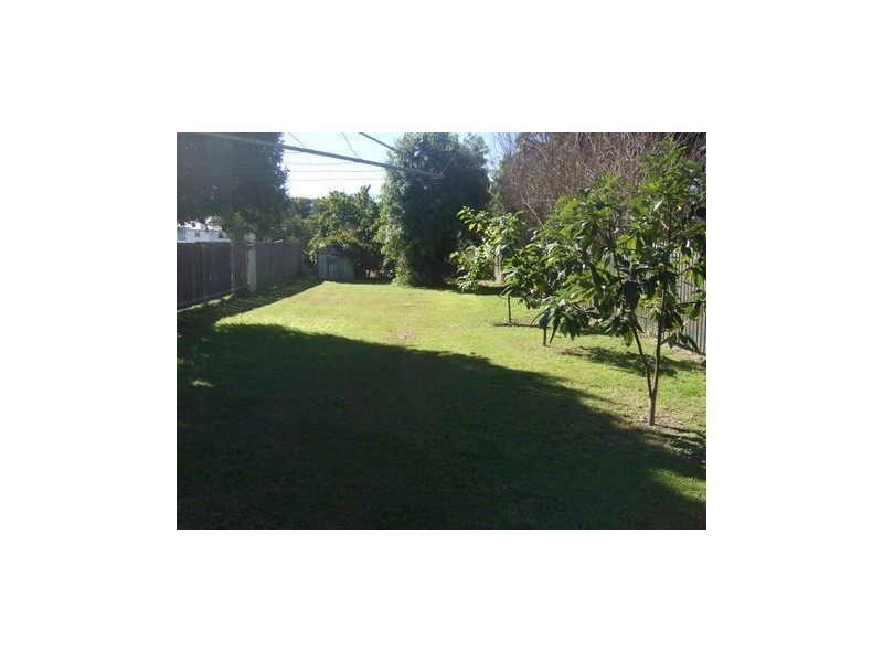 43 Dee Street, Mount Morgan QLD 4714