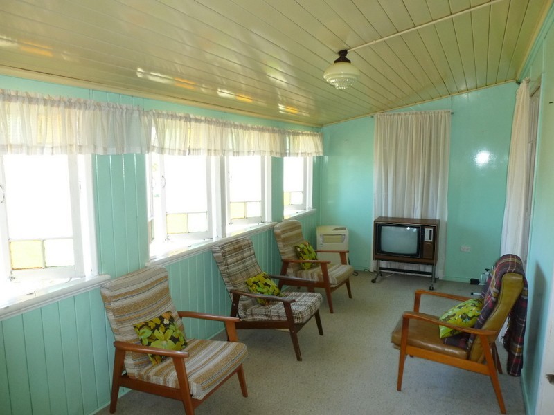 2 Six Mile Road, Pink Lily QLD 4702