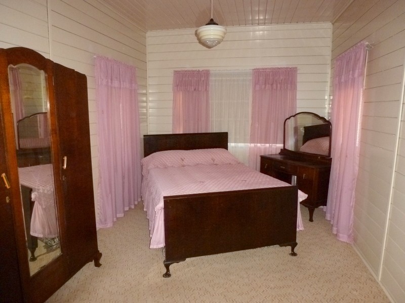 2 Six Mile Road, Pink Lily QLD 4702