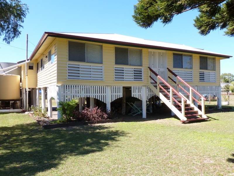 2 Six Mile Road, Pink Lily QLD 4702