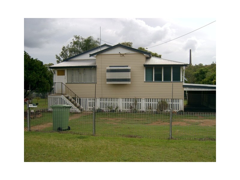 8 Chenery Street, Mount Morgan QLD 4714