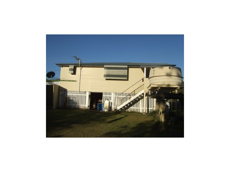 8 Chenery Street, Mount Morgan QLD 4714