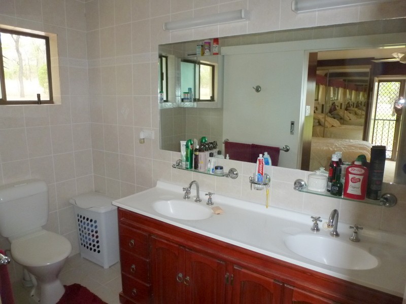 32 BLACK GIN CREEK ROAD, Alton Downs QLD 4702