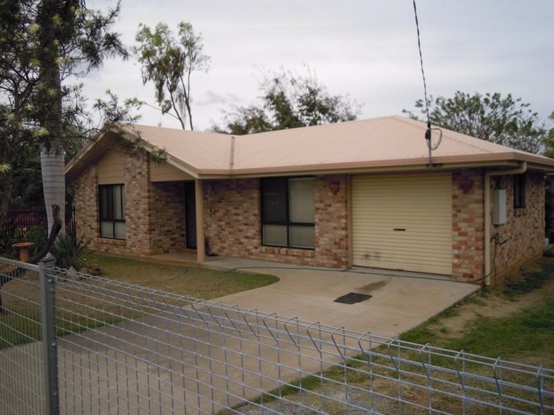 3 Lorraine Court, Gracemere QLD 4702