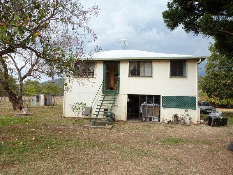 42 GUM TREE AVENUE, Bouldercombe QLD 4702