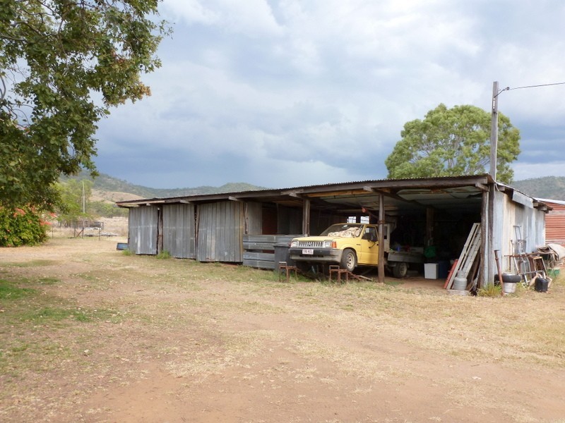 42 GUM TREE AVENUE, Bouldercombe QLD 4702