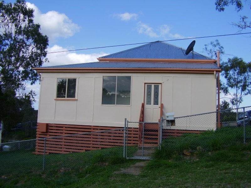 18 Pattison Street, Mount Morgan QLD 4714