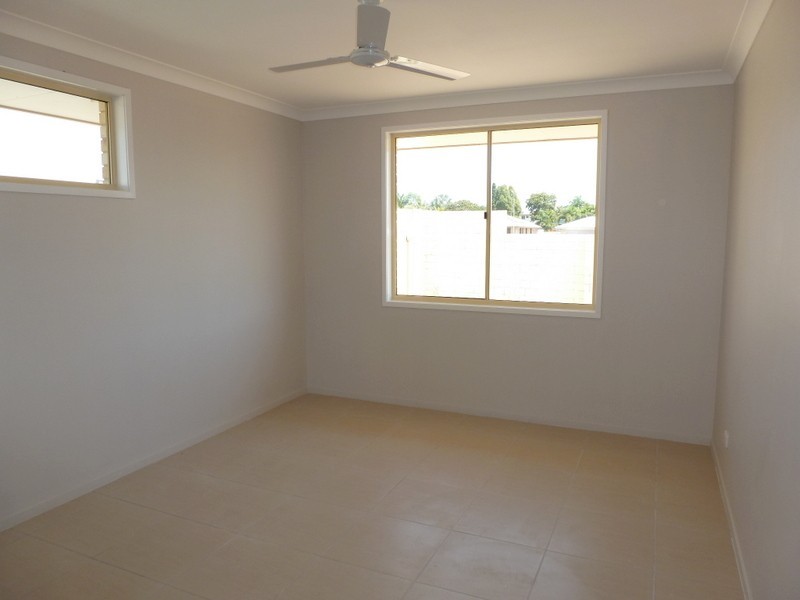10 EVELINE STREET, Gracemere QLD 4702
