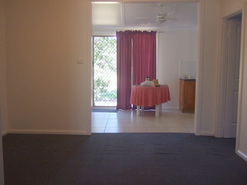 1 Gordon Lane, Mount Morgan QLD 4714