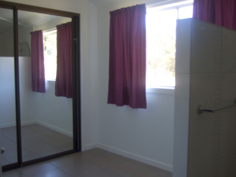 1 Gordon Lane, Mount Morgan QLD 4714