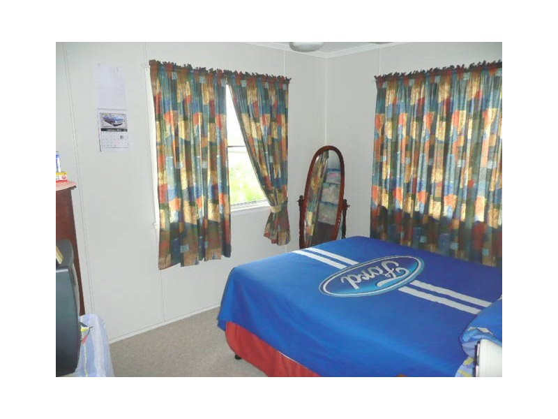96 EDWARD STREET, Berserker QLD 4701