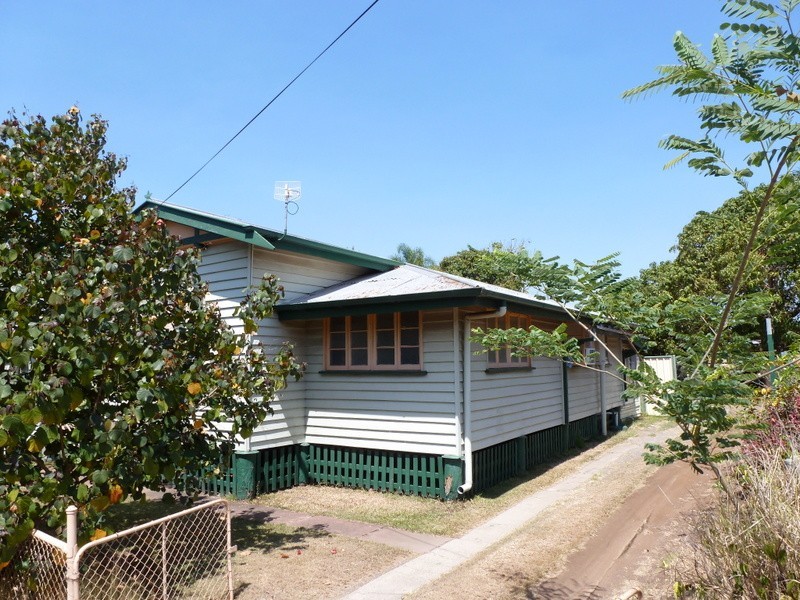 253 DEAN STREET, Berserker QLD 4701