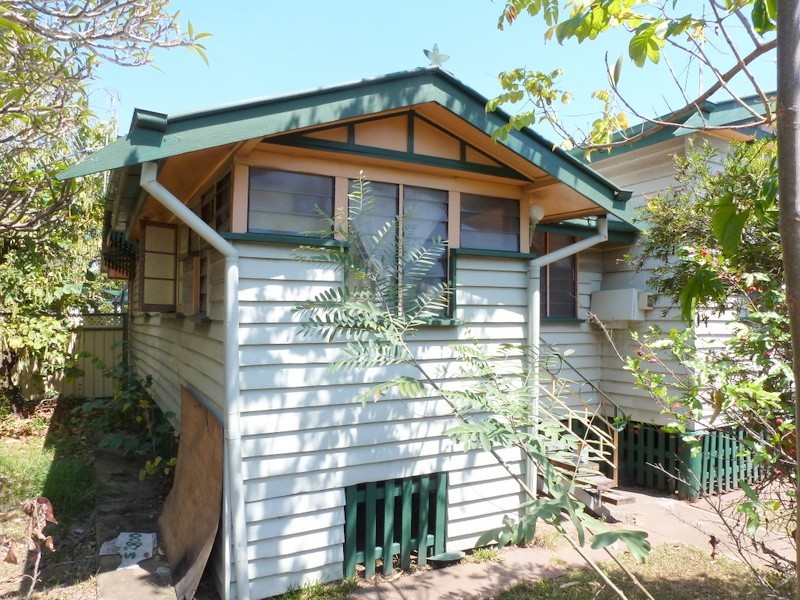 253 DEAN STREET, Berserker QLD 4701